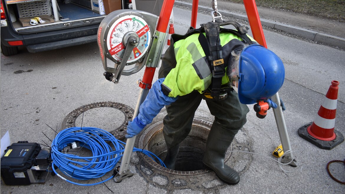 Erfahrenes Team für den Einbau der Messtechnik Erfahrenes Team für den Einbau der Messtechnik